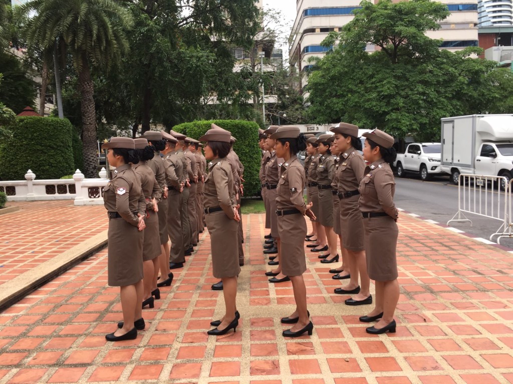 line_184004852058477