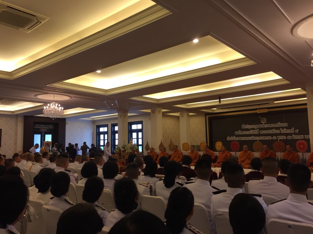 กิจกรรมตักบาตรวันแม่_180814_0007